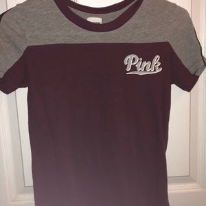 pink t shirt
